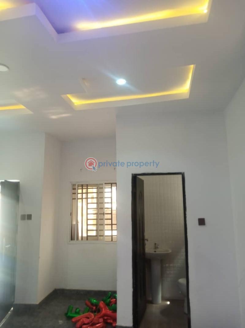 1 bedroom Flat & Apartment For Rent Oluyole Estate Ibadan Oyo - 1