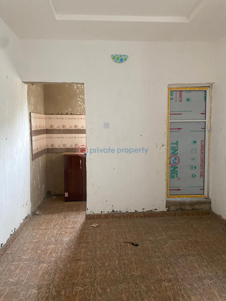 1 bedroom Self Contain For Rent Fadeyi Jibowu Yaba Lagos - 8