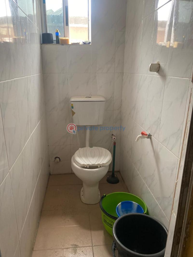 1 bedroom Self Contain For Rent Abule Oja Yaba Lagos - 0