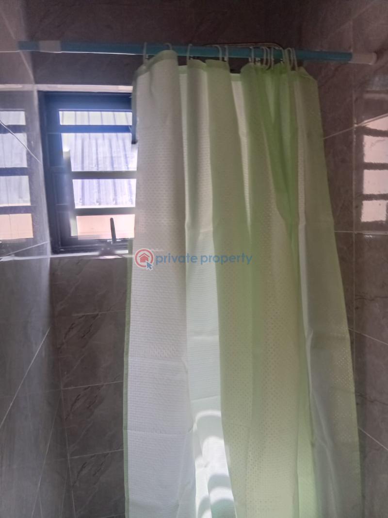 1 bedroom Self Contain For Rent Onike Yaba Lagos - 2