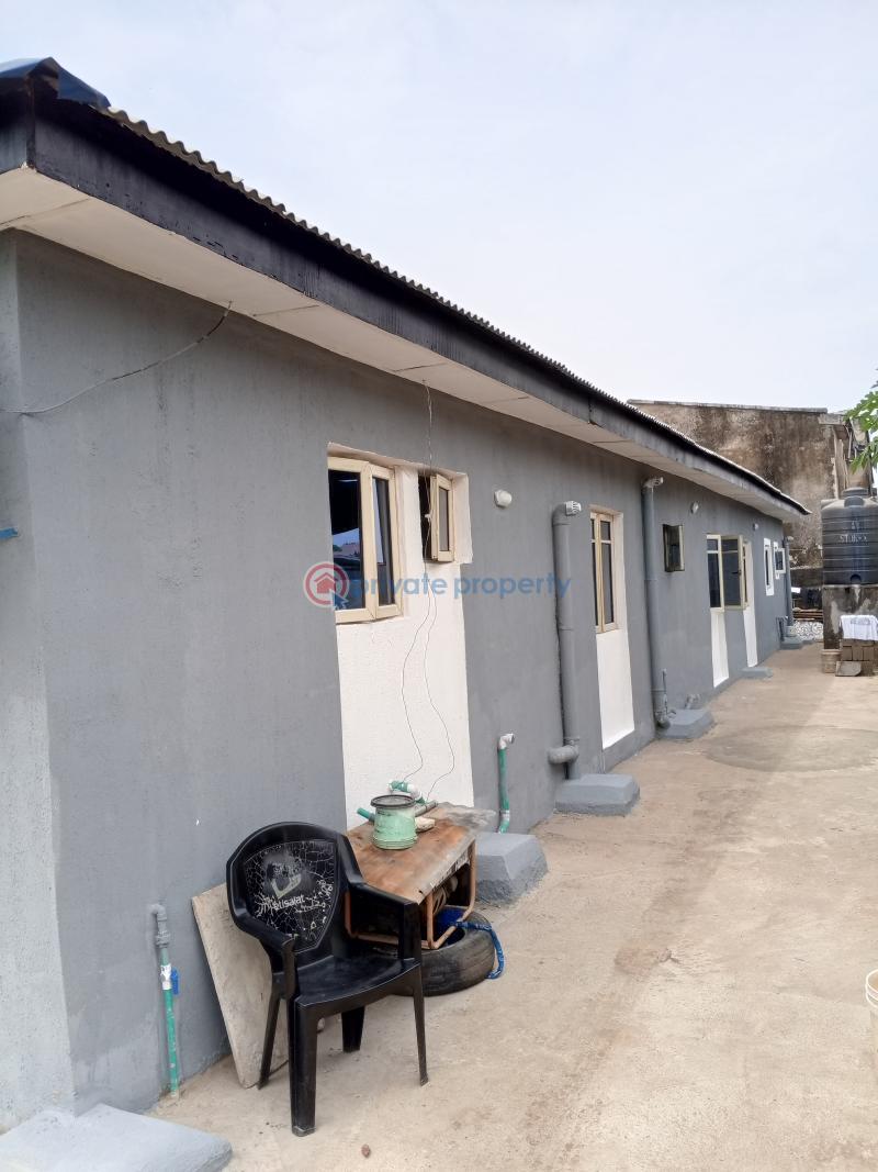 1 bedroom Self Contain For Rent By Ifako Bus Stop Ifako-Gbagada Lagos - 1