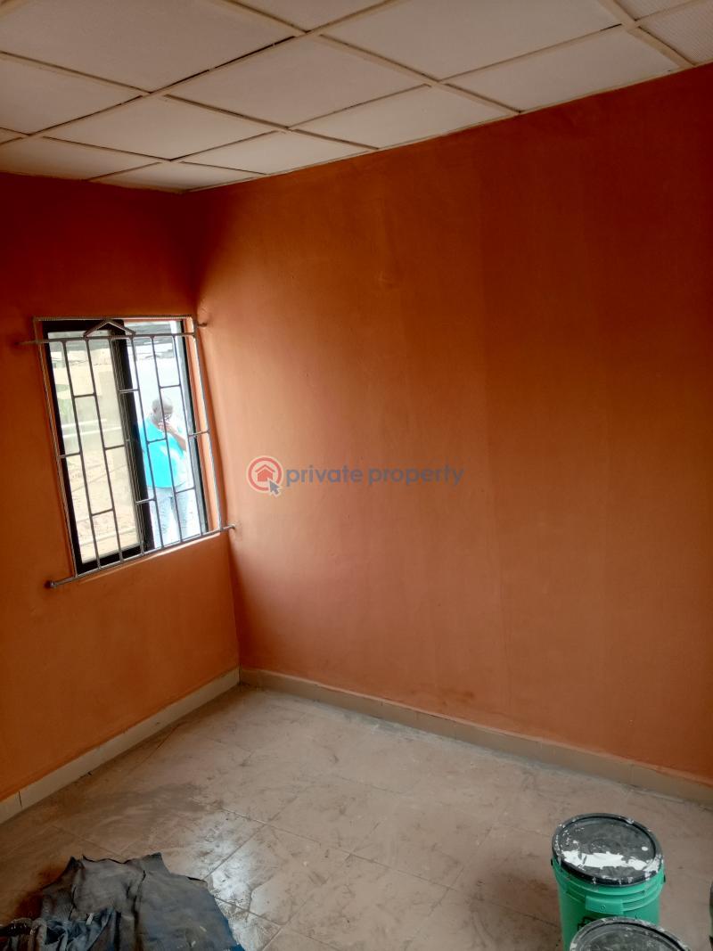 1 bedroom Self Contain For Rent Iyana Oworo By Car Wash Bus Stop Oworonshoki Gbagada Lagos - 4