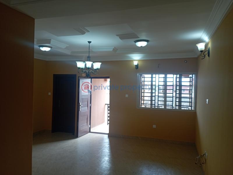 For rent 3 bedroom Flat & Apartment Williams Estate Akowonjo Alimosho