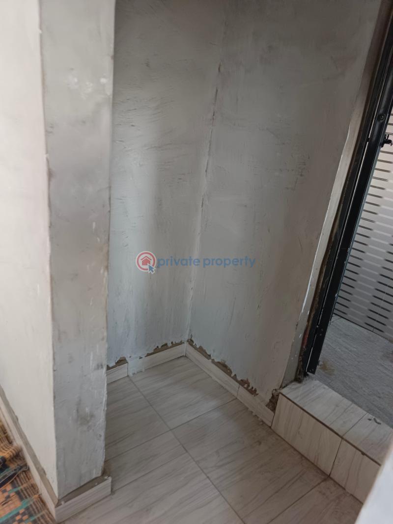 1 bedroom Mini Flat For Rent Surulere Lagos - 6