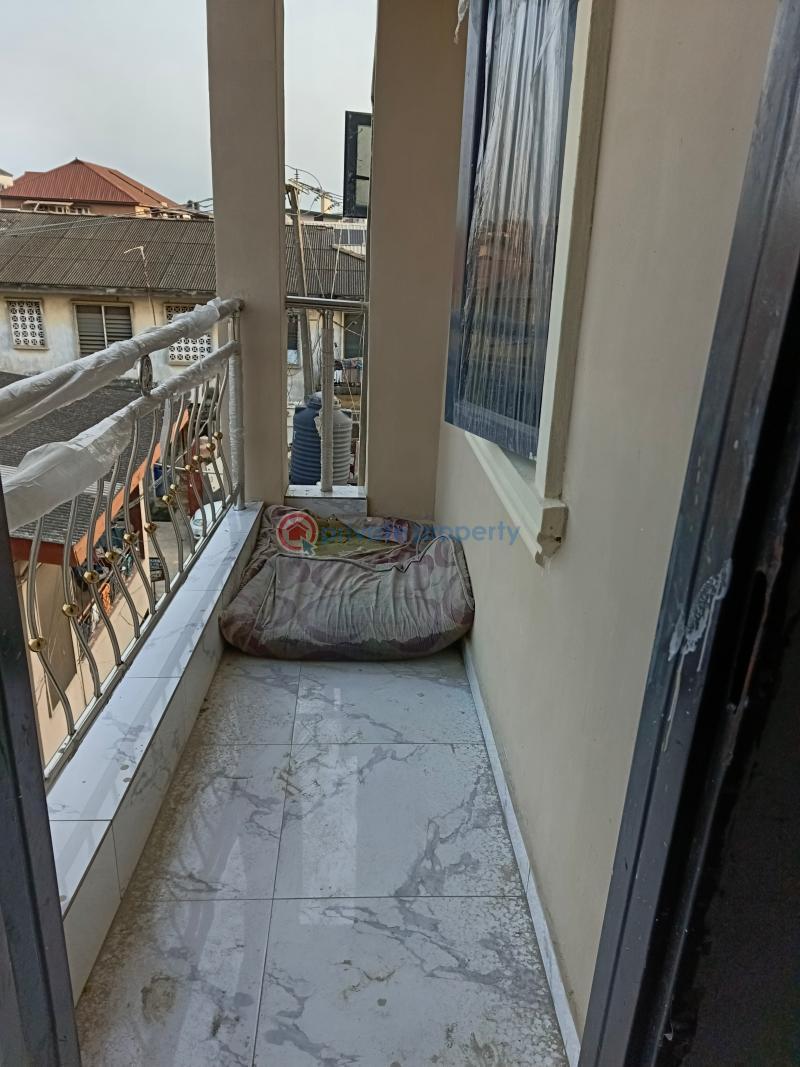 1 bedroom Mini Flat For Rent Surulere Lagos - 4