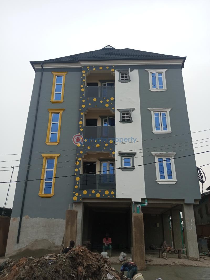 1 bedroom Mini Flat For Rent Off Lawanson Road Lawanson Surulere Lagos - 1