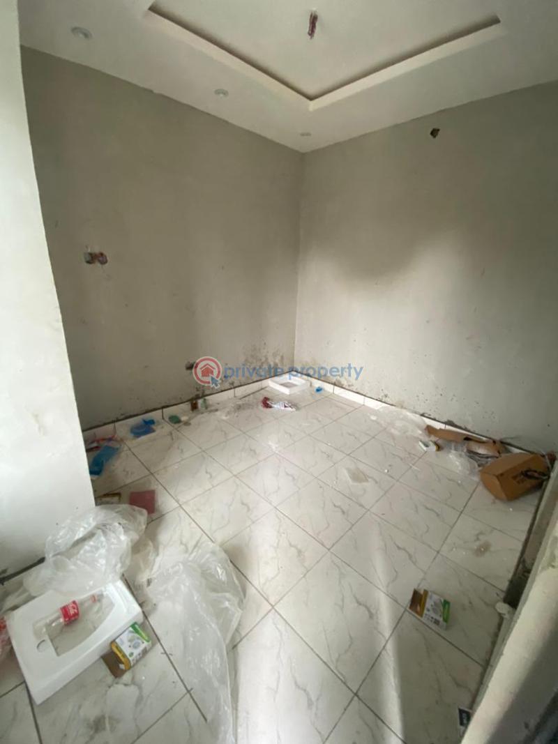 Self Contain For Rent Maryland Ikeja Lagos - 3