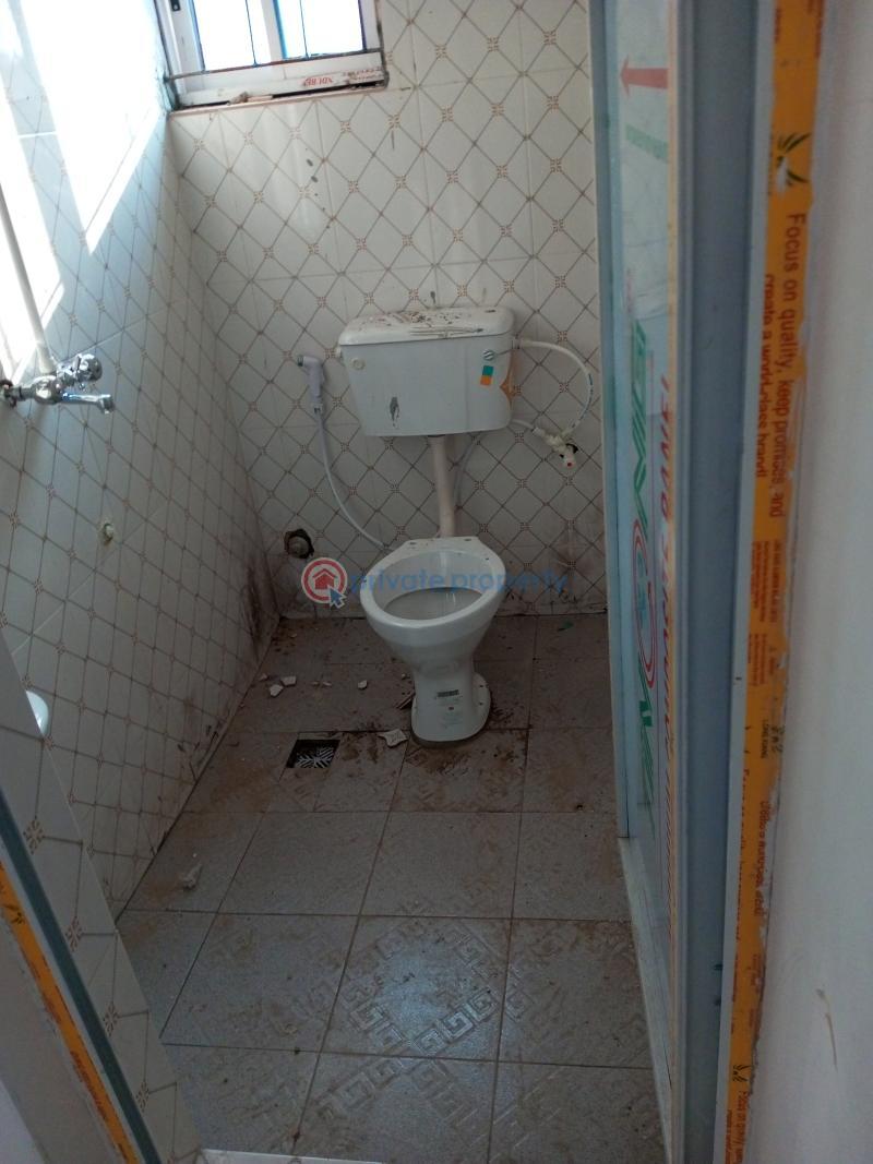 For rent 1 bedroom Mini Flat Pedro Gbagada Off Chaliboy Busstop Very