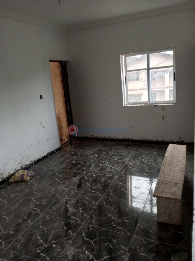 For rent 1 bedroom Mini Flat Pedro Gbagada Off Chaliboy Busstop Very