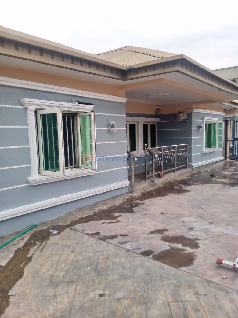 3 bedroom Semi detached Bungalow For Rent Anu Crescent Badore Ajah Lagos - 0