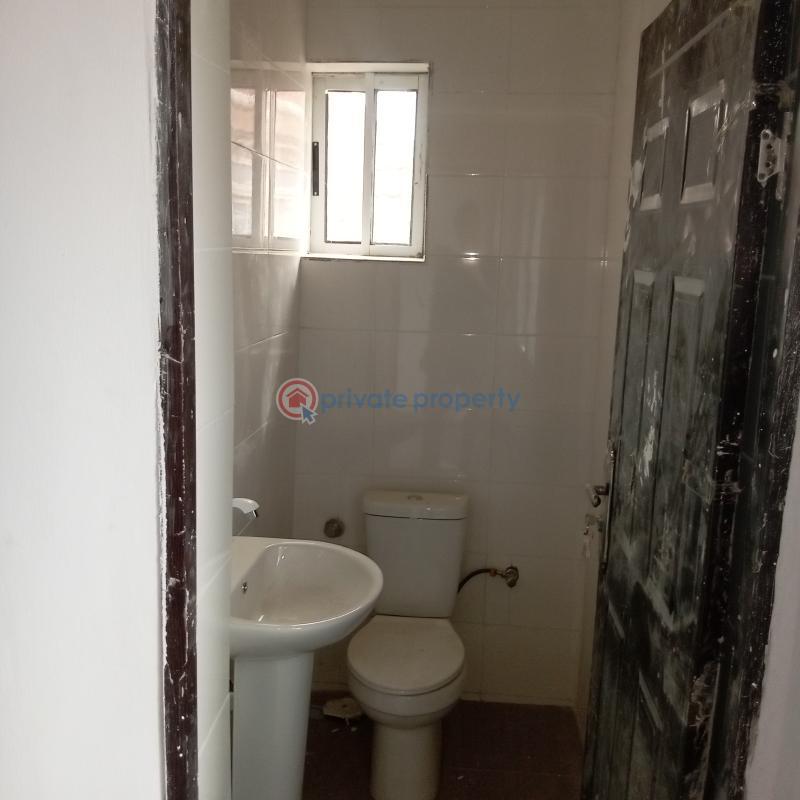 Attractive 3bedroom flat - 7 3 bedroom House For Rent Apase Estate Lugbe Abuja Phase 4  - 7