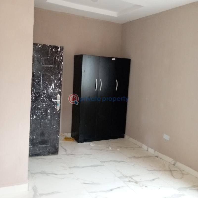 Attractive 3bedroom flat - 2 3 bedroom House For Rent Apase Estate Lugbe Abuja Phase 4  - 2