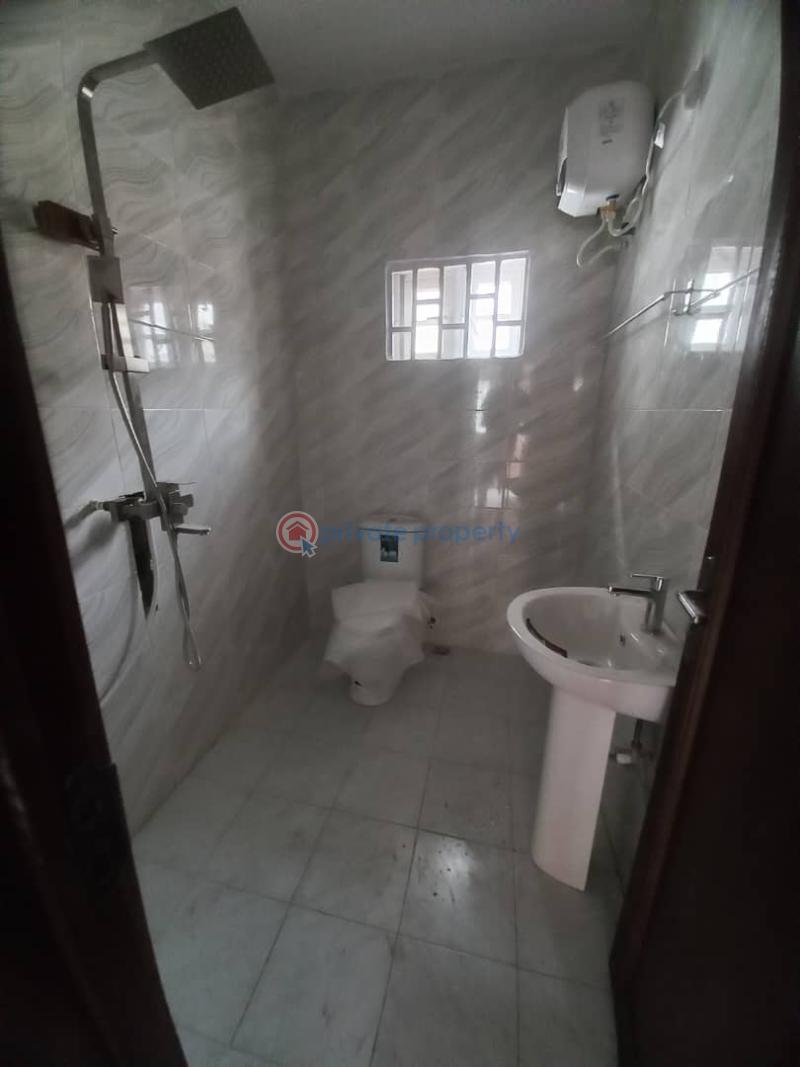 2 bedroom Flat & Apartment For Rent Thomas Estate Ajah Lagos - 1
