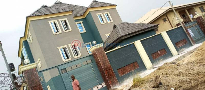 2 bedroom House For Rent Irawo Axis Beachway Estate Ikorodu Lagos - 0