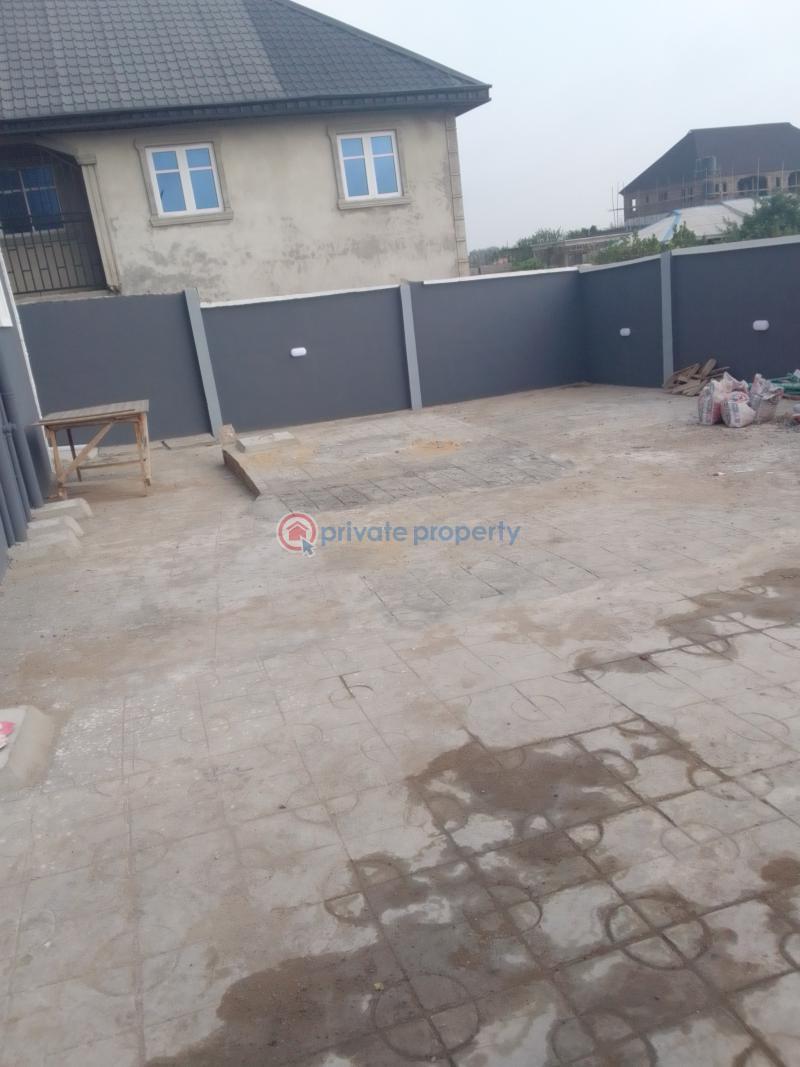 2 bedroom Block Of Flats For Rent Honey Well Estate Magboro Lagos Extension Ogun - 4