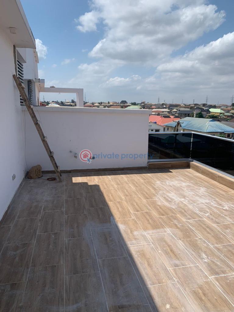 4 bedroom House For Sale Gemade Estate Alimosho Lagos - 4