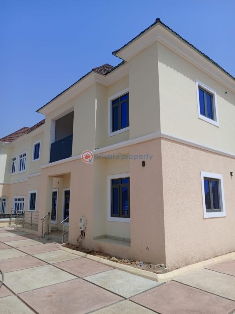 5 bedroom House For Rent River Park Estate, Along Airport Road, Lugbe