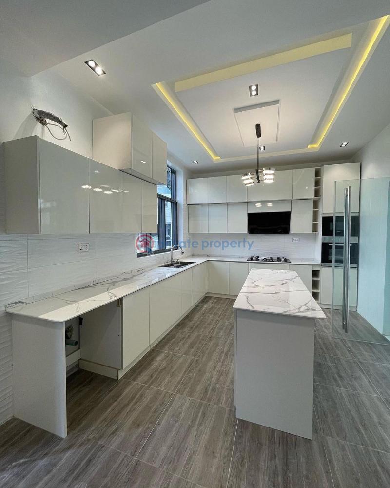 5 bedroom Detached Duplex For Sale Along Lekki Expressway Lagos - 8
