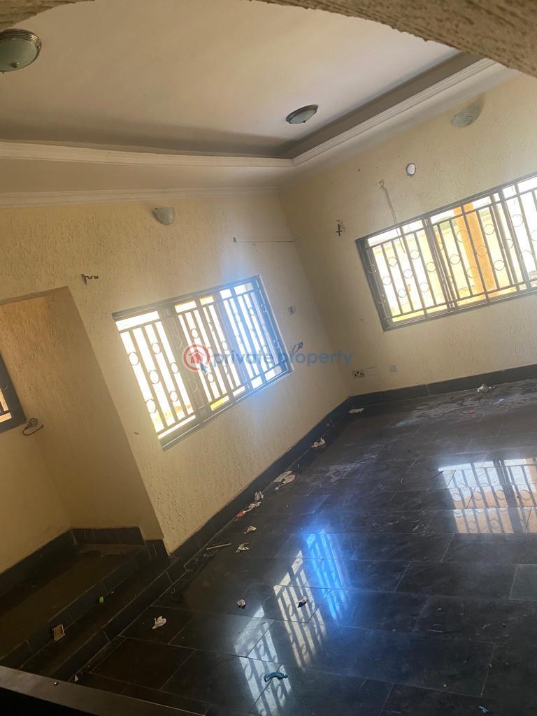 3 bedroom House For Rent Ikolaba Estate, Close To Bodija, Ibadan Oyo - 12