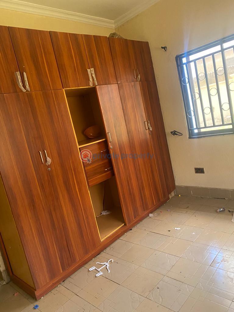3 bedroom House For Rent Ikolaba Estate, Close To Bodija, Ibadan Oyo - 5