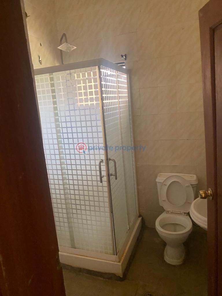 3 bedroom House For Rent Ikolaba Estate, Close To Bodija, Ibadan Oyo - 4