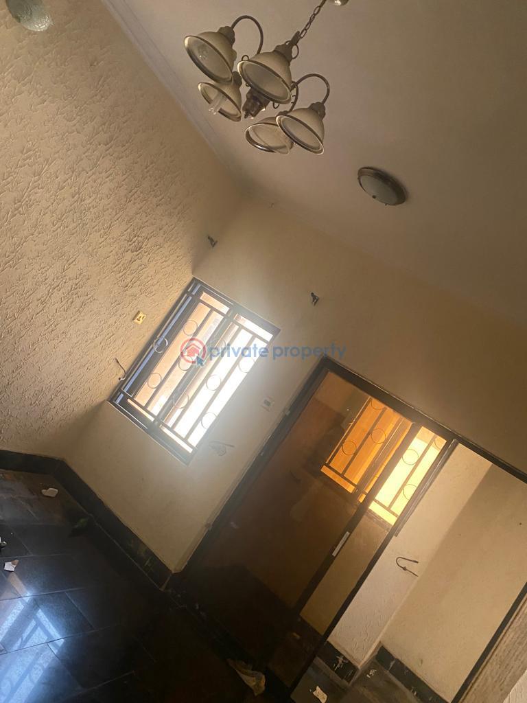 3 bedroom House For Rent Ikolaba Estate, Close To Bodija, Ibadan Oyo - 10