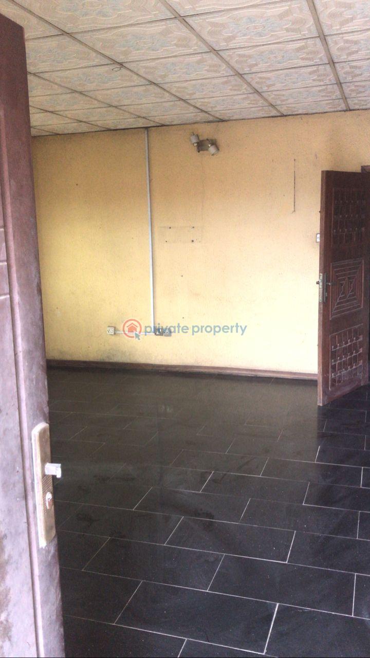 2 bedroom Office For Rent 2, Taiwo Lane, Ilasamaja Bus Stop, Oshodi Apapa Expressway Ilasamaja Mushin Lagos - 5