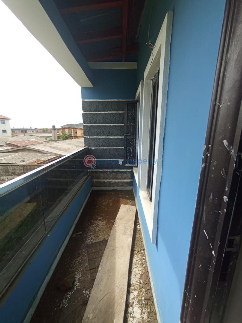 3 bedroom House For Rent P And T Estate Ipaja Lagos - 2