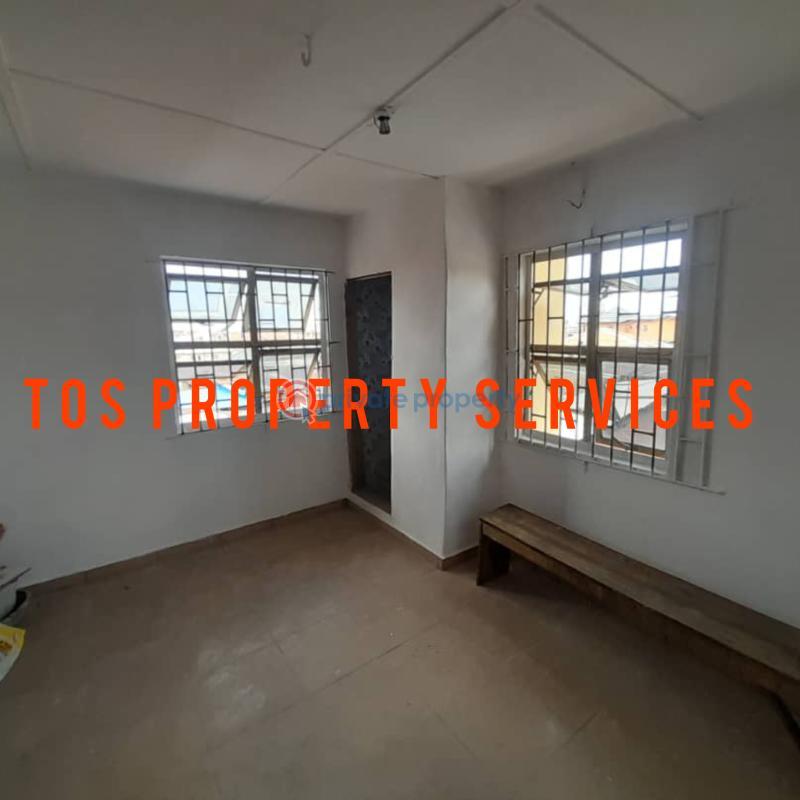 2 bedroom Flat & Apartment For Rent Oworonshoki, Lagos Oworonshoki Gbagada Lagos - 4
