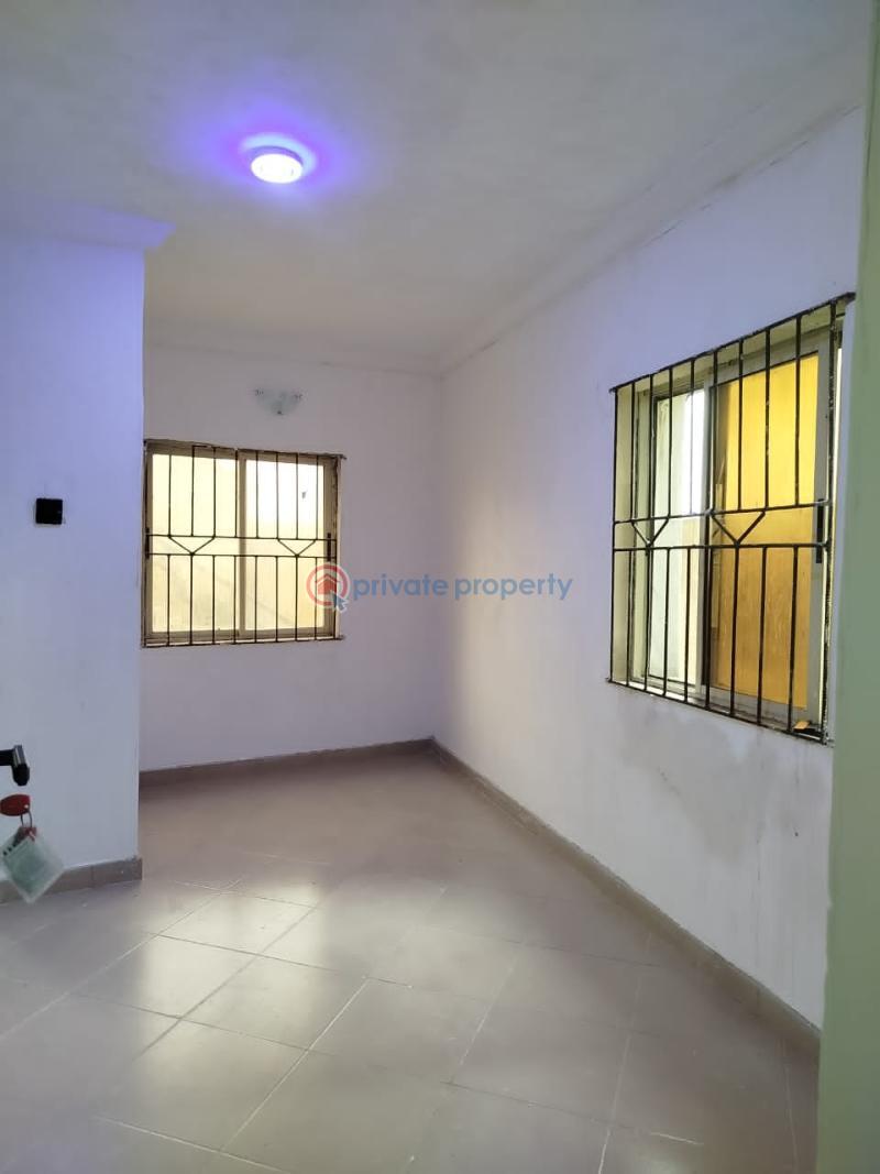2 bedroom Block Of Flats For Rent Seaside Estate Badore Ajah Lagos - 4