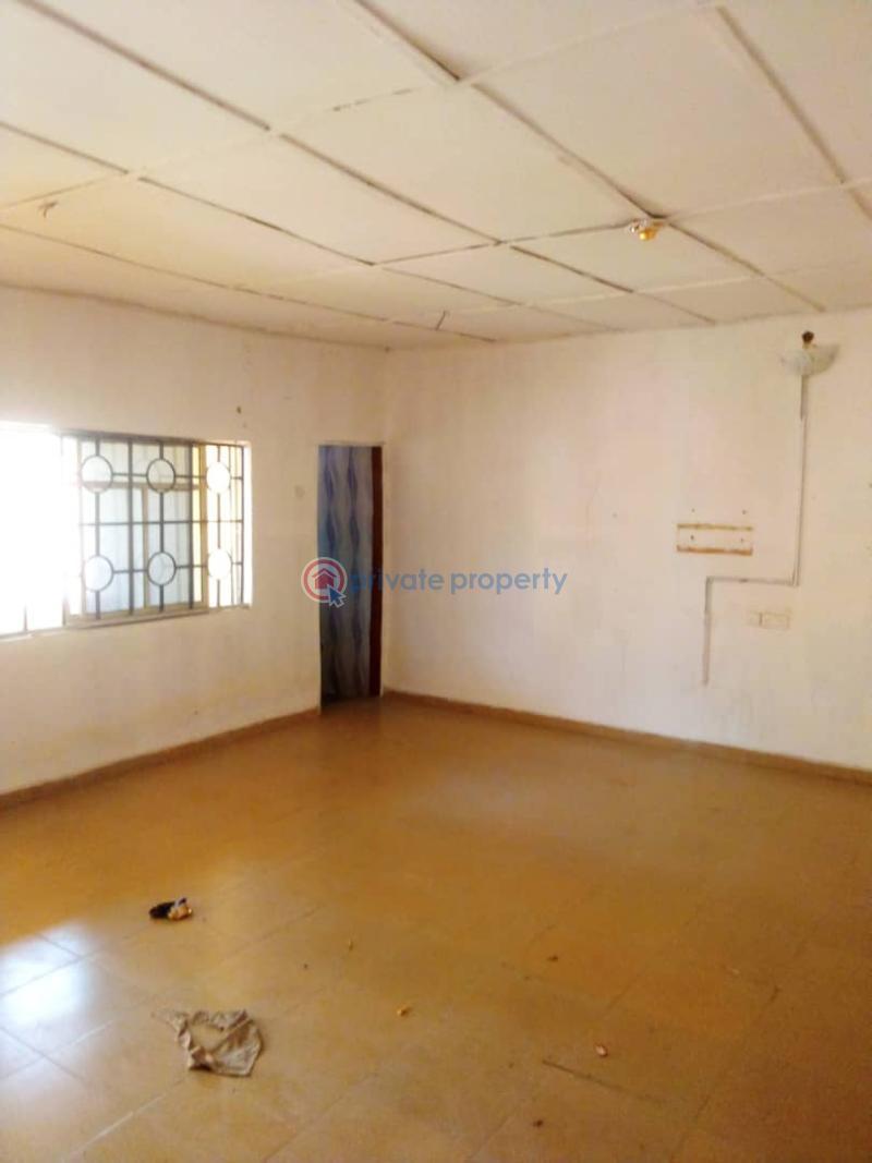 2 bedroom Flat & Apartment For Rent Adegbayi Oloruntedo Road Ibadan Ibadan Oyo - 5