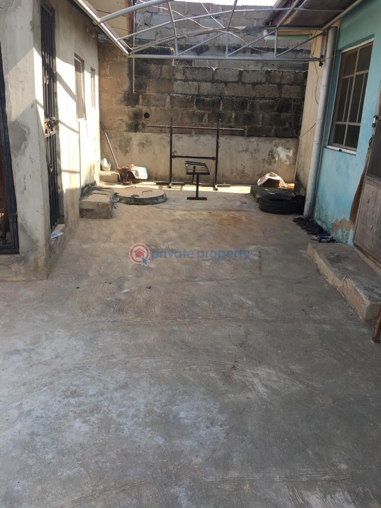 2 bedroom House For Rent Arulogun Road Idi Omoh Off Barracks Ojoo Ibadan Oyo - 10