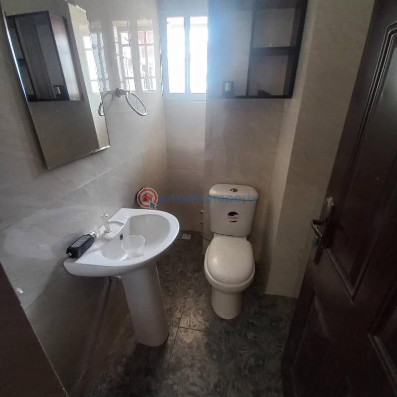 3 bedroom Block Of Flats For Rent Kaura Abuja Phase 2  - 11