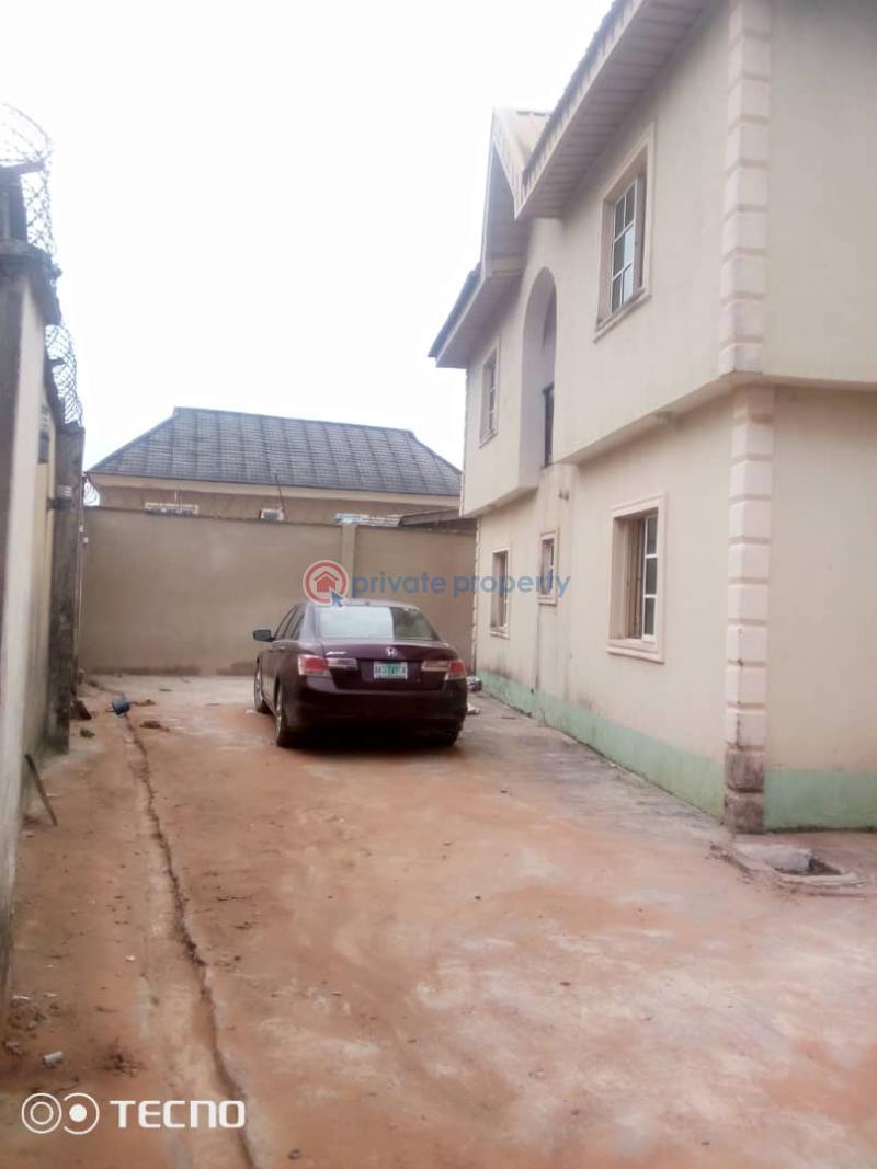 3 bedroom Flat & Apartment For Rent Makinde Bus Stop Amule Ipaja Lagos - 10