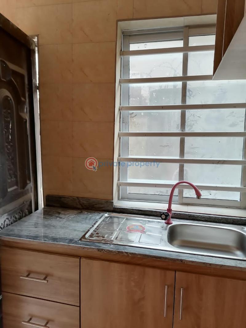 3 bedroom House For Rent Off Shola Martins Str, Off Olaniyi Street, Abule Egba Abule Egba Agege Lagos - 8