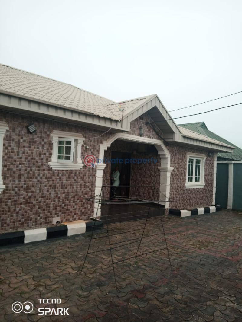 4 bedroom Detached Bungalow For Sale Ifo Ota Ogun - 3