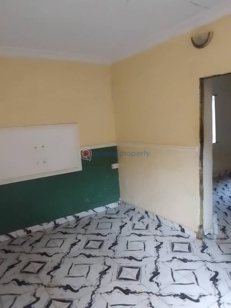 1 bedroom Flat & Apartment For Rent Ijesha Surulere Lagos - 0
