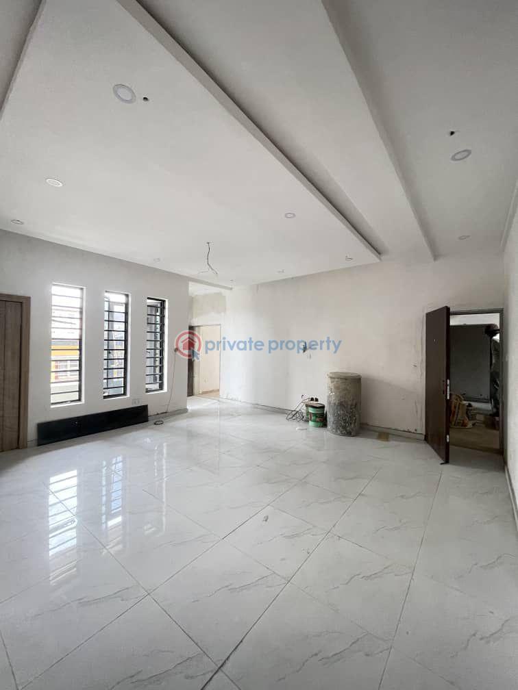3 bedroom Flat & Apartment For Sale Yaba Lagos - 12