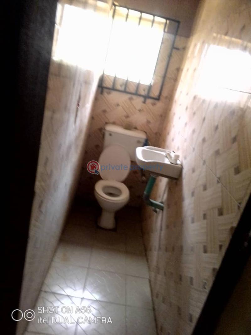 2 bedroom House For Rent Ireakari Estate Akala Express Ibadan Oyo - 1