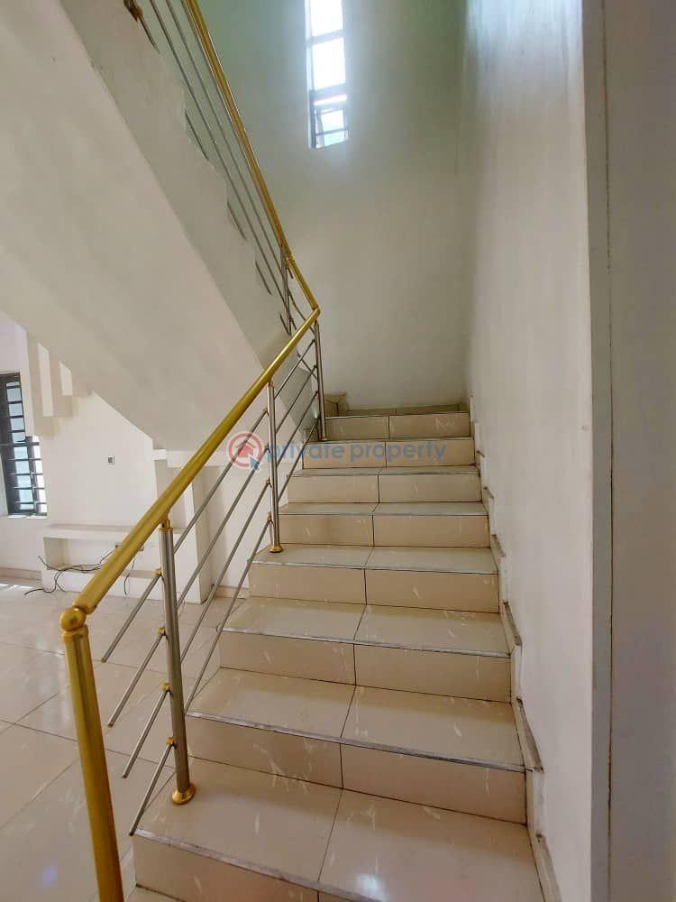 4 bedroom House For Rent Second Tollgate Lekki Lagos - 6