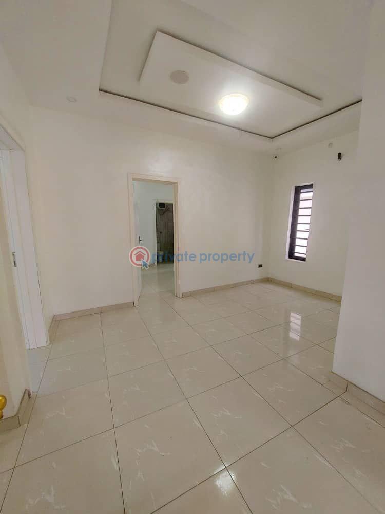 4 bedroom House For Rent Second Tollgate Lekki Lagos - 9