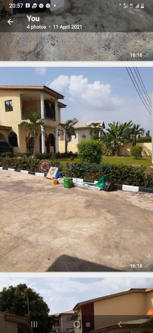 7 bedroom Detached Duplex For Sale Alalubosa Gra Phase 1 Alalubosa Ibadan Oyo - 3