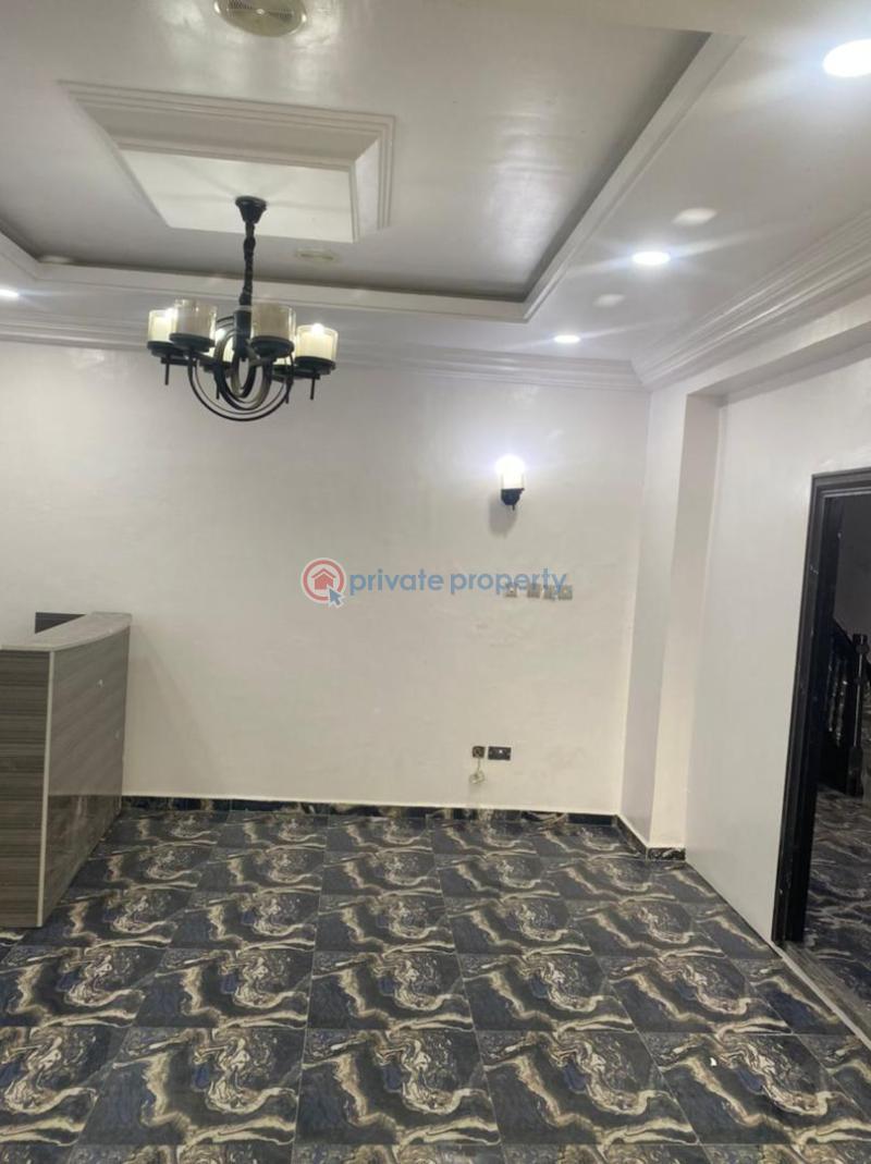 2 bedroom Block Of Flats For Rent Kusenla Road Along Lekki Expressway Lagos - 4