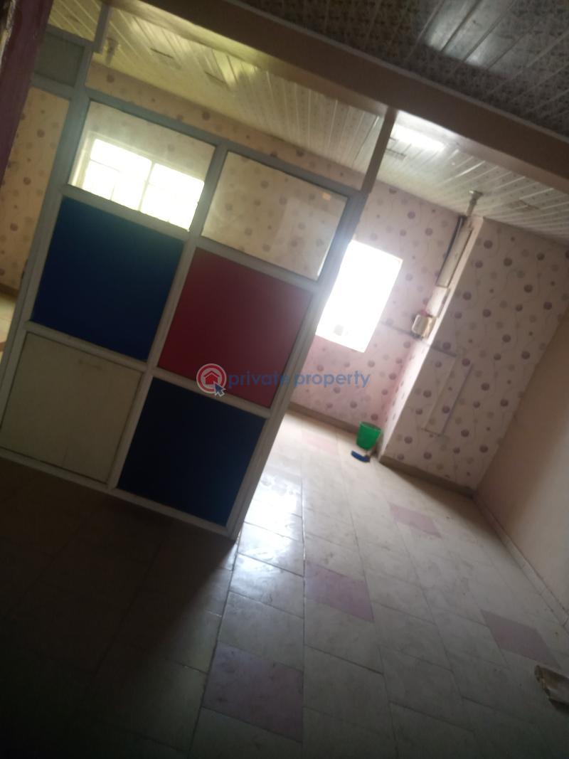 Commercial Property For Rent Iyana Liberty, Oke Ado Ibadan Oyo - 2