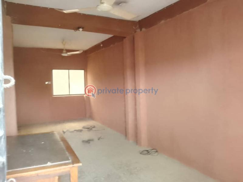 Commercial Property For Rent Dollar's Complex Salvation Army, Dugbe Ibadan Oyo - 5