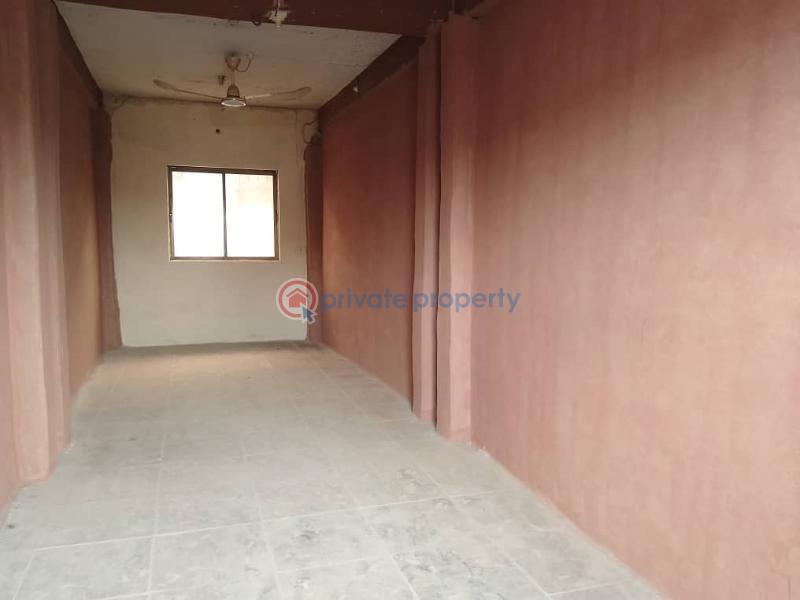 Commercial Property For Rent Dollar's Complex Salvation Army, Dugbe Ibadan Oyo - 4
