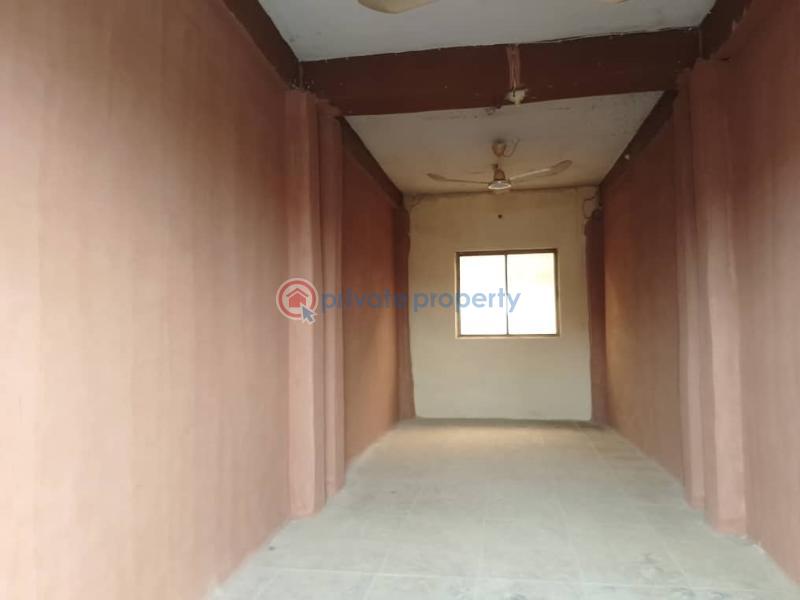 Commercial Property For Rent Dollar's Complex Salvation Army, Dugbe Ibadan Oyo - 0