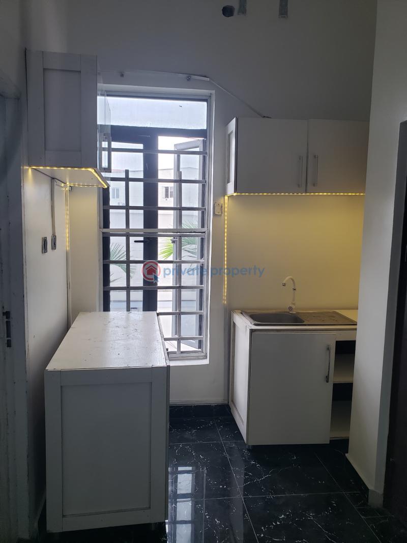 1 bedroom Mini Flat For Rent Jakande Lekki Osapa London Lekki Lagos - 3