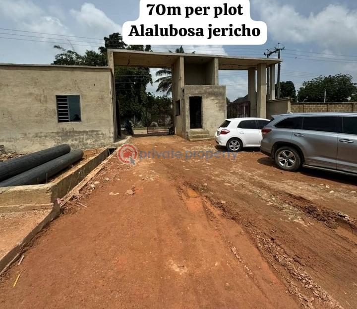 Land For Sale Alalubosa/jericho Alalubosa Ibadan Oyo
