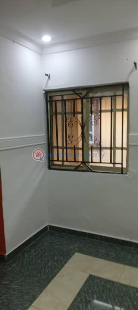 2 bedroom Flat & Apartment For Rent Ebun Otti Estate Mende Maryland Lagos - 2